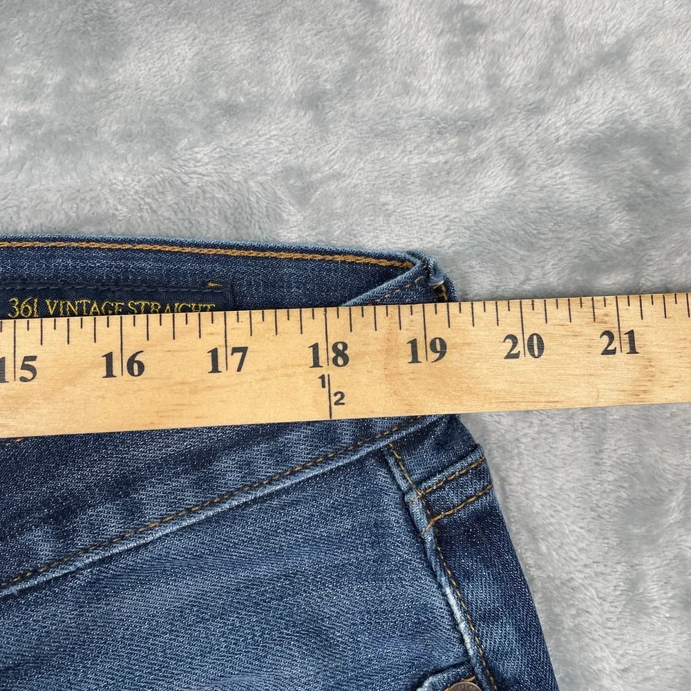 Lucky Brand 361 Vintage Straight Jeans Mens 38x32 Blue Medium Wash Distressed